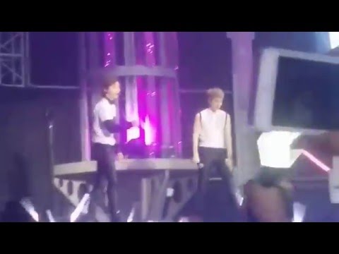 160227 EXO TEL Jakarta Xiumin Suho Playboy