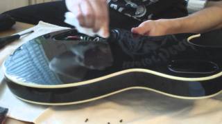 Video thumbnail for Framus S-360 guitar disassembly by Spiral
