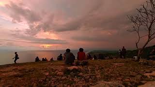 Download lagu Story wa.  Payung teduh mp3