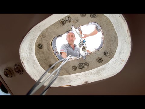 X-Yacht382 Mast down