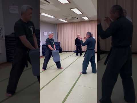 Low kick technique！KARATE／距離感に注目！鬼のローキック！