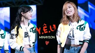 Download lagu [FMV] TWICE (트와이스) MINA x NAYEON - MINAYEON_Y.Ê.U (L.O.V.E) mp3