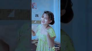 Download lagu VIDIO TIKTOK HOT CEWEK JOGET SAMPE KERINGETAN🤤🤤 mp3 Download lagu VIDIO TIKTOK HOT CEWEK JOGET SAMPE KERINGETAN🤤🤤 mp3