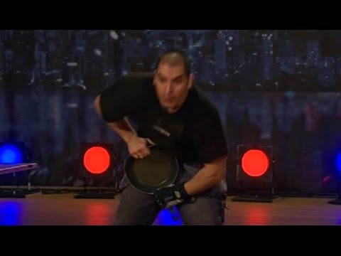 Vikingpower böjer en stekpanna - Talang (TV4)