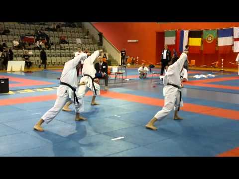 Italy (De Bartolomeo, Sericano, Ninicato) R1 Bassai Dai JKA Euro Cup 2012 Team Kata Male.mp4