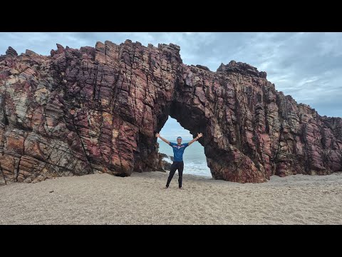 Como é a Vila e o lado oeste de Jericoacoara?