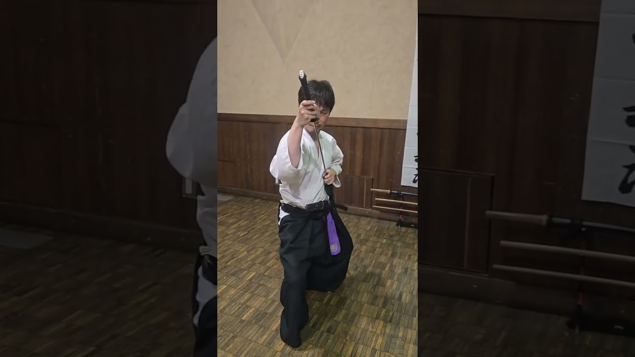 Aogi dachi for fighting on slope #ghostofyotei #martialarts