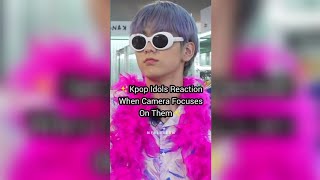 Download lagu Kpop idols reaction when camera focuses on them... mp3
