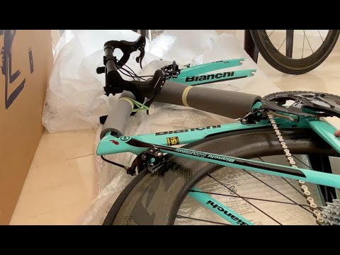 Bianchi Oltre XR4 - emotional unboxing