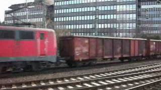 preview picture of video 'Güterzüge .Freight Train Action in Düsseldorf Rath 6.03.2010'