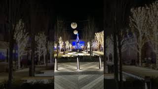 Animated Christmas Tree - Shops at Willow Bend