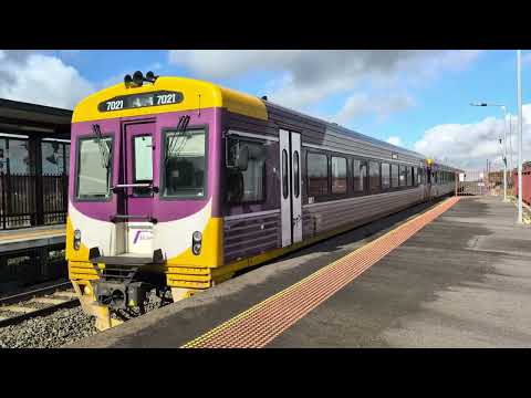 V/line Sprinter at Wallan 