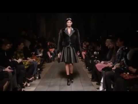 HOUSE MASTER - LUXUP INTERVIEWS LOEWE'S CREATIVE DIRECTOR STUART VEVERS