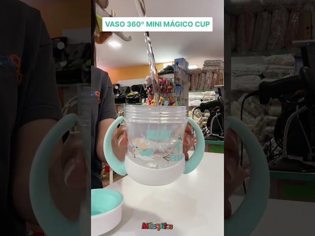 Vídeo relacionado con JFA Supplies Vaso para beber, vaso de precipitados, taza para adultos discapacitados con asas de fácil agarre, boquilla antisalpicaduras y tapa de viaje