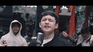 Download lagu PERJALANAN KIAN SANTANG - ALWI ASSEGAF (  MUSIC VIDEO TRAILER ) mp3