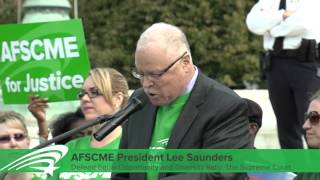 President Saunders speaks at the Equal Opportunity and Diversity Rally
