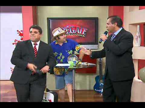 Pégate al Mediodía  Guitarreño  Hablan sobre el peaje del Gobe en Dubai   WAPA tv