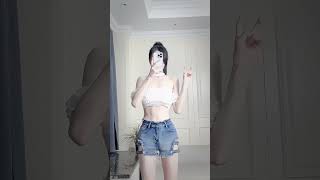 Sweet girl ☀ #wednesday #shorts #beauty #bellydance #dance