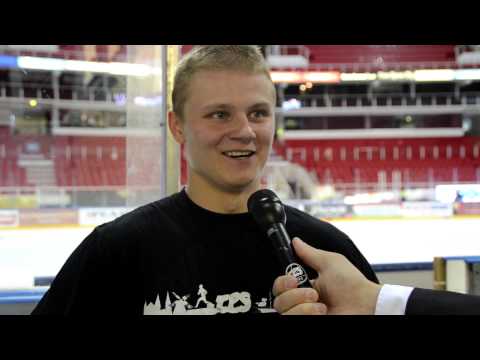 12.9.2015 Haastattelu: Niklas Salo