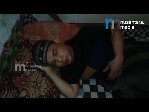 KISAH PILU PEMUDA PANDEGLANG LUMPUH JATUH DARI POHON