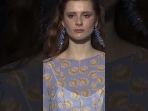 KNITKOS & Darja Donezz on Ukrainian Fashion Week 2022 #ukraine #designer #crystal #bag # #beads