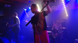 The Dirty Nil - Wrestle Yü To Hüsker Dü (Live from Molotow Hamburg)