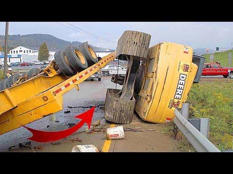 Bad Day VS Excavator - Most Dangerous Excavator, Crane & Truck Fails - Crazy Heavy Equipment Crash