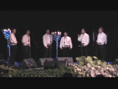 Klapa Škrlet Na me pogled tvoj obrati