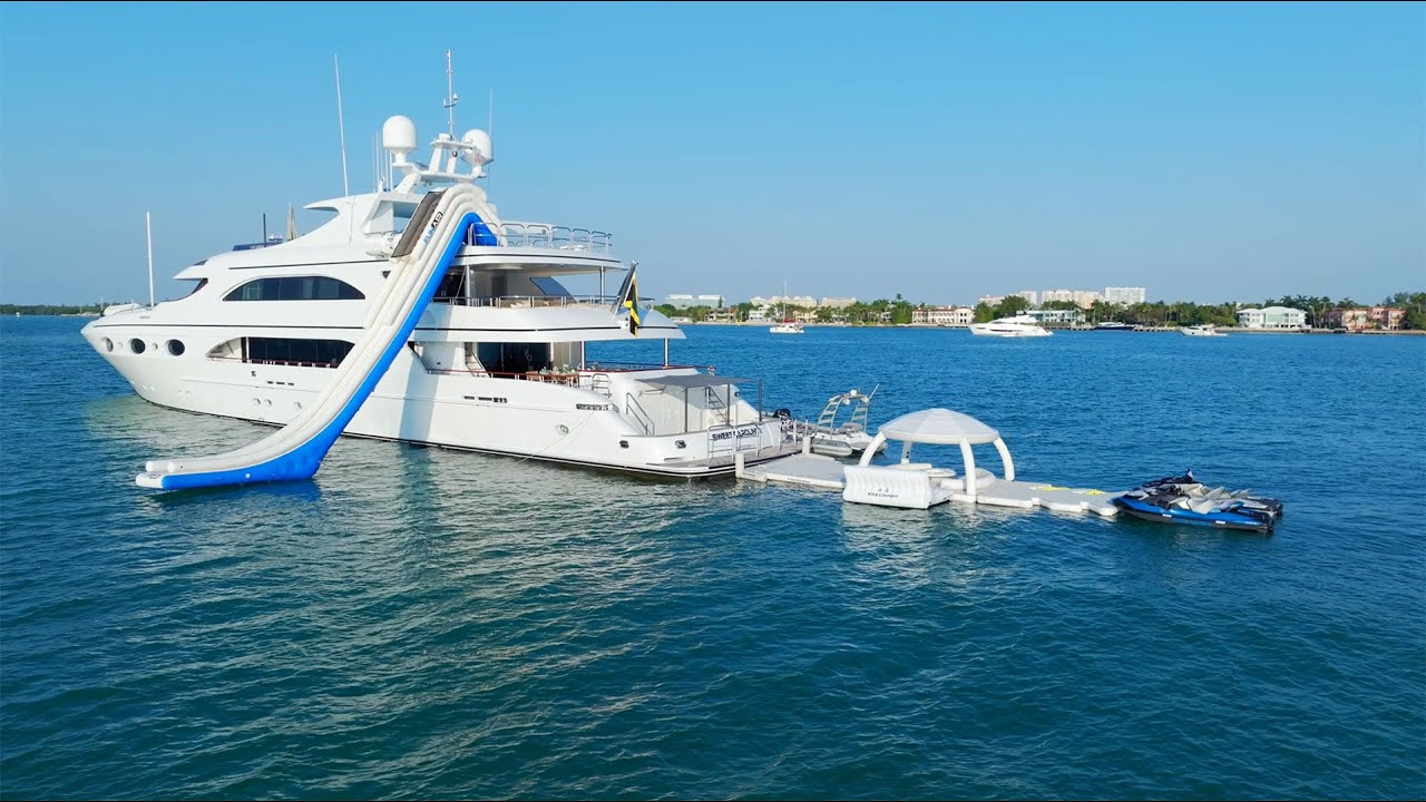 Yacht Video