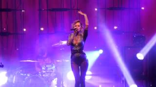 Jennifer Rostock - Tauben aus Porzellan (Köln Live 11.02.2014)