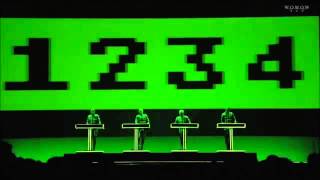 Kraftwerk 3D - Numbers / Computer World (Live)