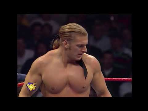 WWF Raw 10/02/1995 - Hunter Hearst Helmsley (Triple H) vs. Barry Horowitz