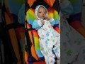 Lagi Doyan Ngemut Tangan Anteng Kalo Udah Makan Tangan