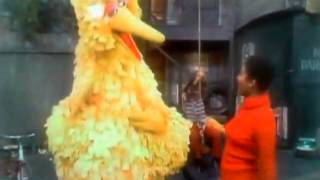 Sesame Street - &quot;Walking Down My Street (1977)&quot;