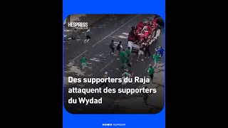 Download lagu Des supporters du Raja attaquent des supporters du... mp3