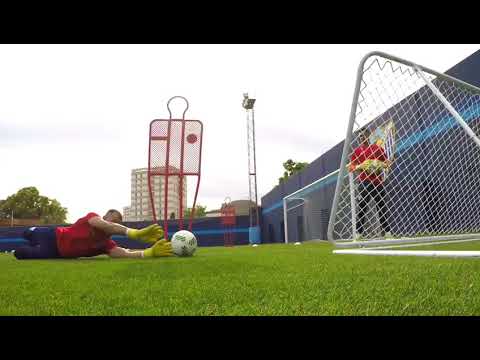 Guille Lara/ Spanish goalkeeper/ Training
