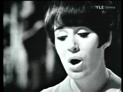 facebook YSTÄVÄ - Laila Kinnunen "Niin paljon kuuluu rakkauteen"