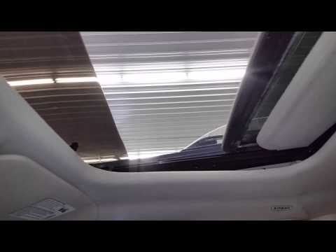 BE0412 - 2007 Saturn Vue - Sunroof