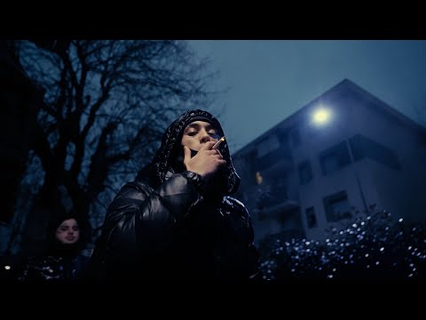 MIKUSH - STO FACENDO TRAP (Official Video)