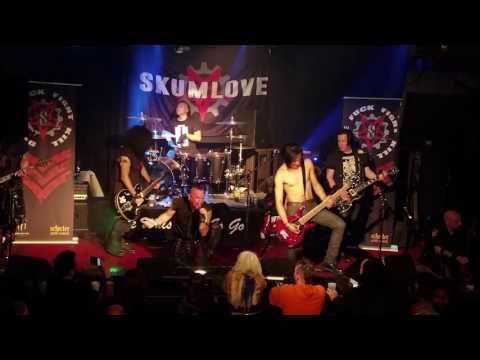 Skumlove -Leave Scars Live at The Whisky 6.6.16