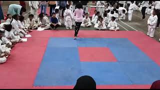 partisipate karate.. compitition..