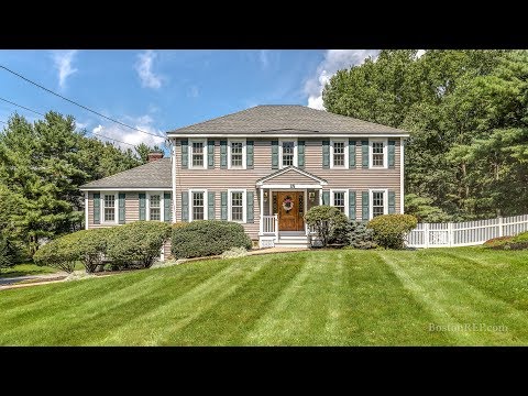 15 Robinson Rd, Westford MA - offered by Leah Paglia - Tel 978-399-9951