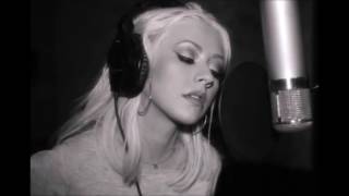 Christina Aguilera - &quot;Hidden&quot; phrased E5s in &quot;Keep On Singing My Song&quot;