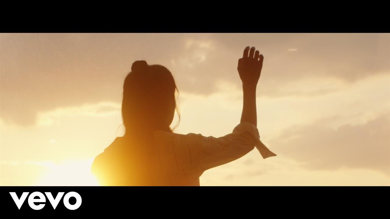 Djamila — Breathe