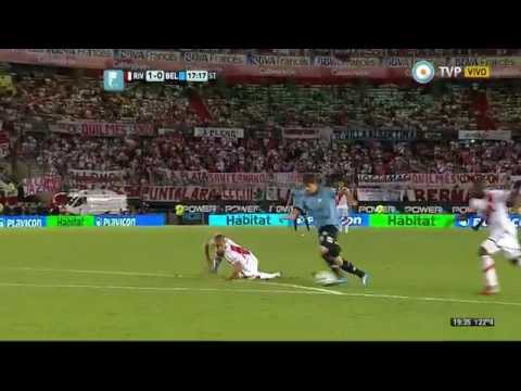 Espectacular atajada de Barovero. River 3 - Belgrano 0 | TPD2014 - Fecha 12