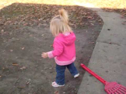 how to get my 16 month old to walk