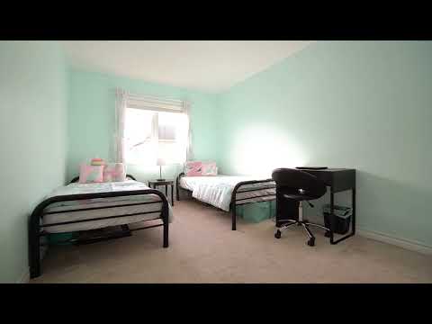 1542 Gainer Crescent, Milton