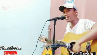 Download lagu Pengamen Bersuara Merdu Cover Terendap Laraku- Naff mp3