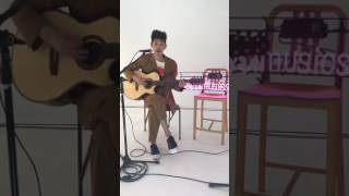 Jung Joon Young - Amy (acoustic guitar) @ CeCi Live 20170110