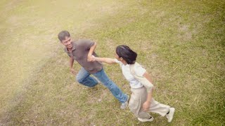 Download lagu Dere - Biru mp3 Download lagu Dere - Biru mp3